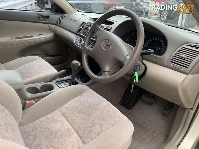 2004 TOYOTA CAMRY SEDAN - photo 4 of 6