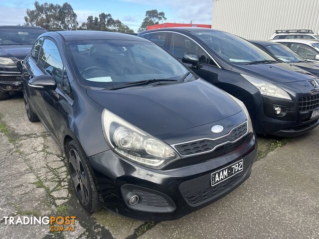 2013 KIA RIO HATCHBACK