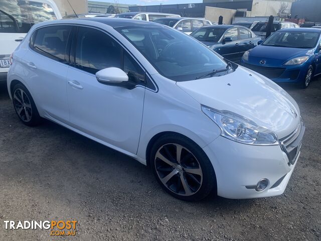 2013 PEUGEOT 208 ALLURE PREMIUM BADGE HATCHBACK