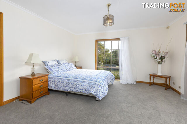 12 William Hunter Court ROSEBUD VIC 3939