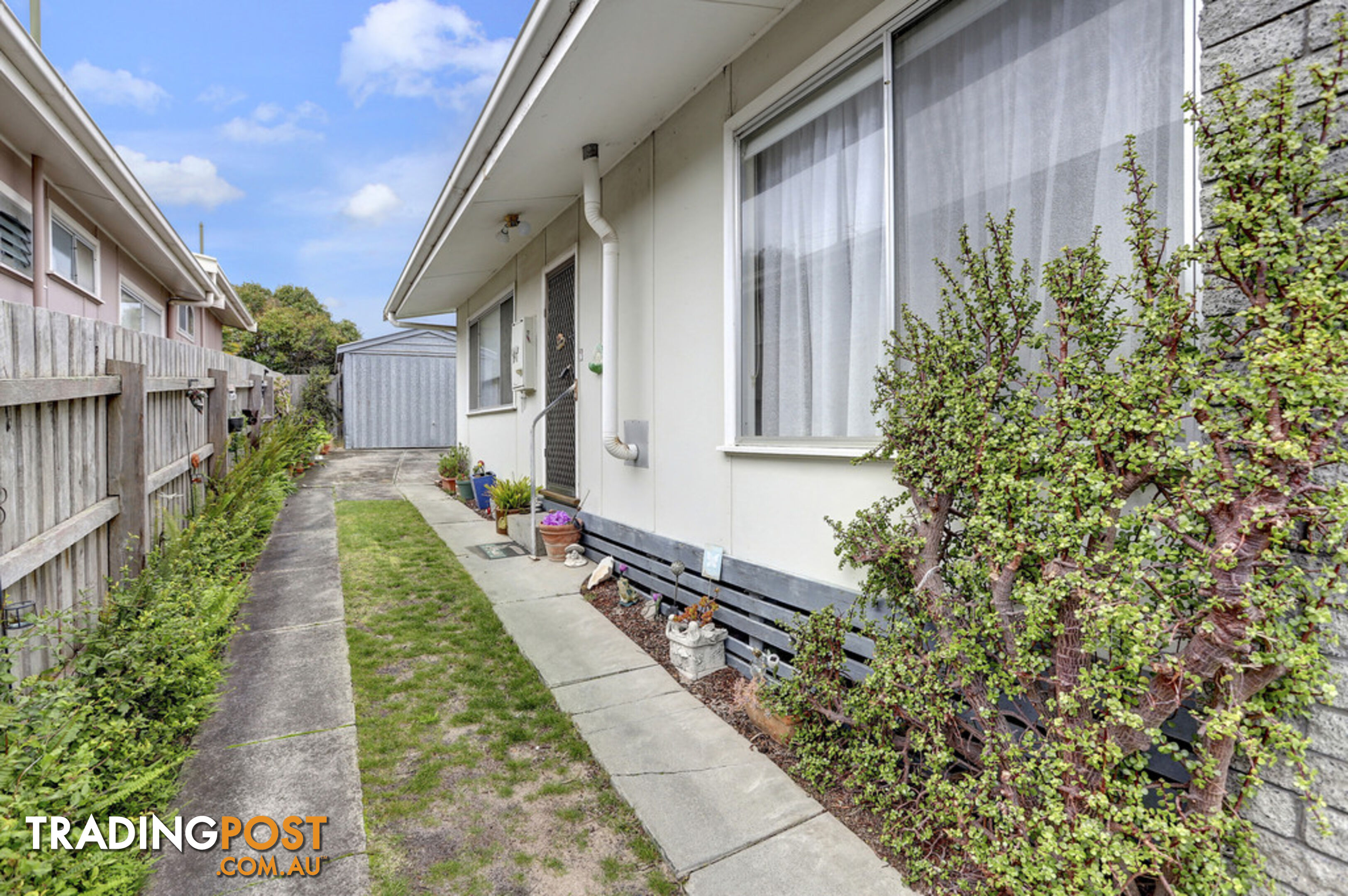 87 Fourth Avenue ROSEBUD VIC 3939