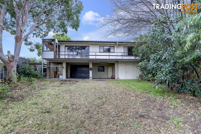 8 Wilson Crescent DROMANA VIC 3936