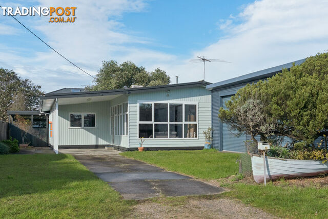 17 Florence Avenue CAPEL SOUND VIC 3940
