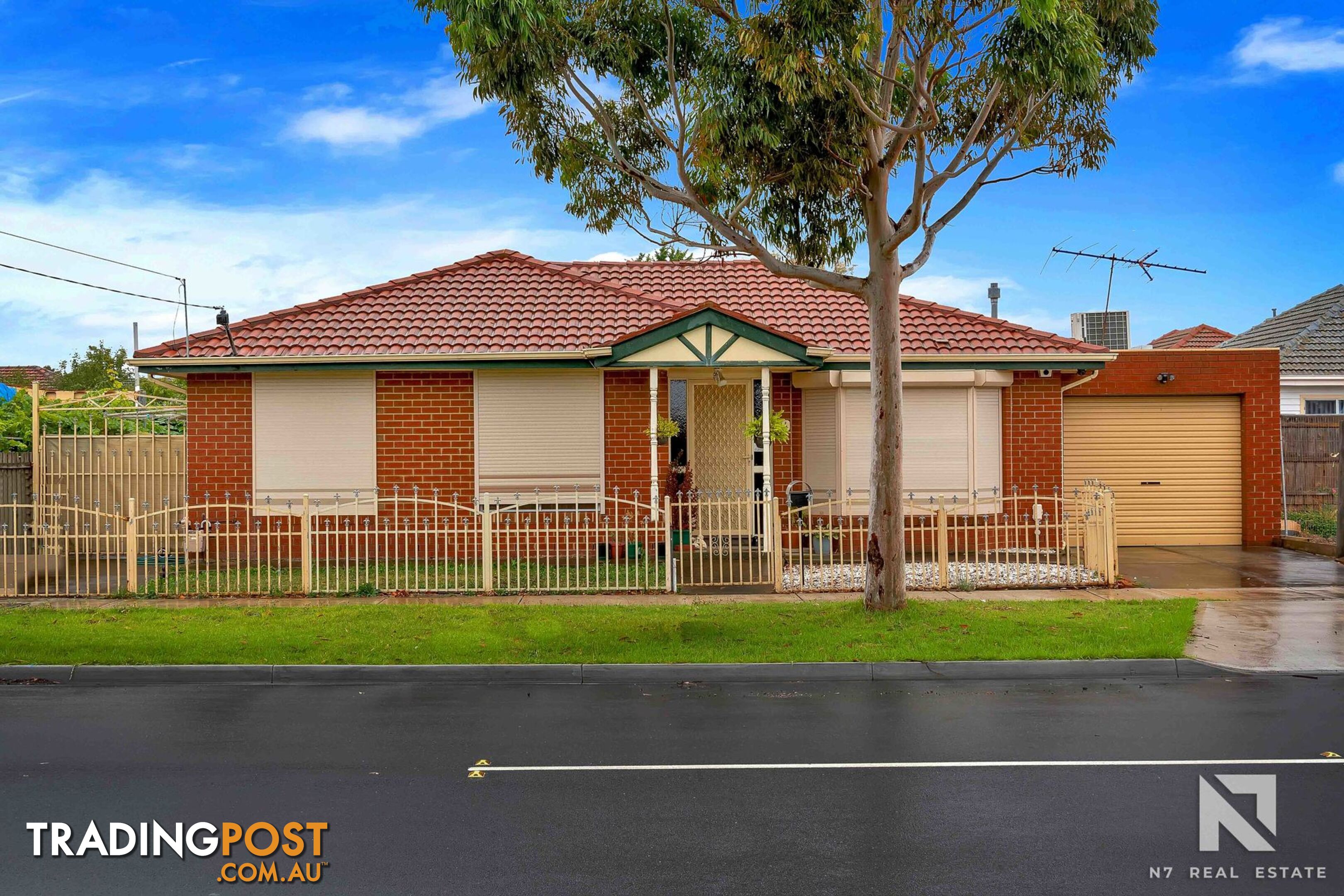 24 Warwick Road Sunshine North VIC 3020