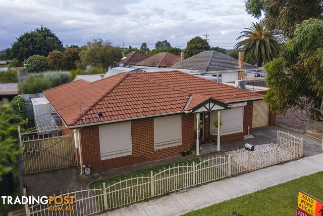 24 Warwick Road Sunshine North VIC 3020