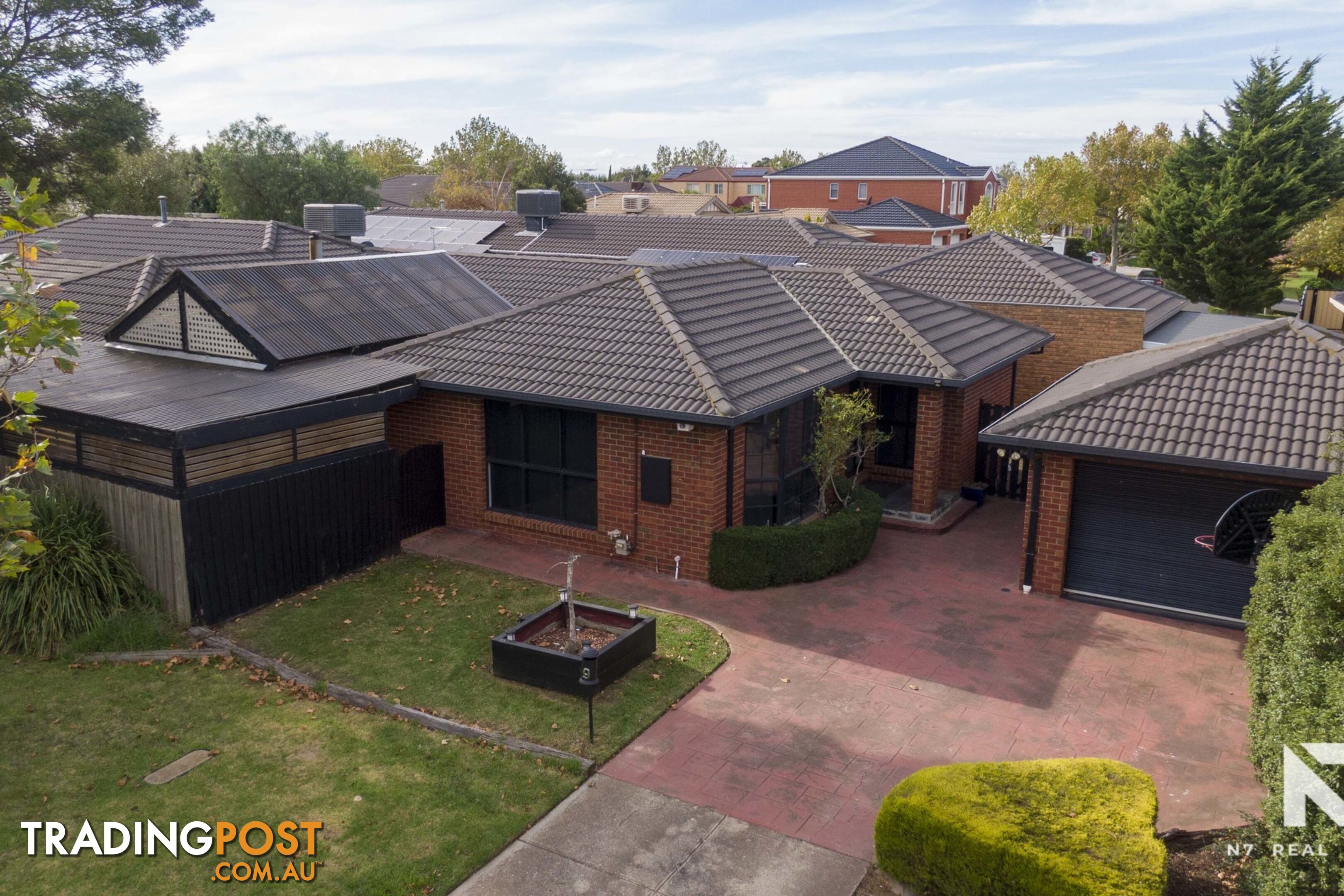 9 Summit Mews Hillside VIC 3037