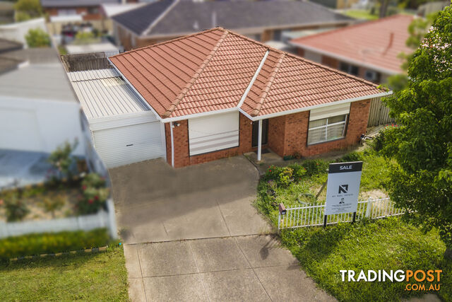 24 Wilpena Court St Albans VIC 3021