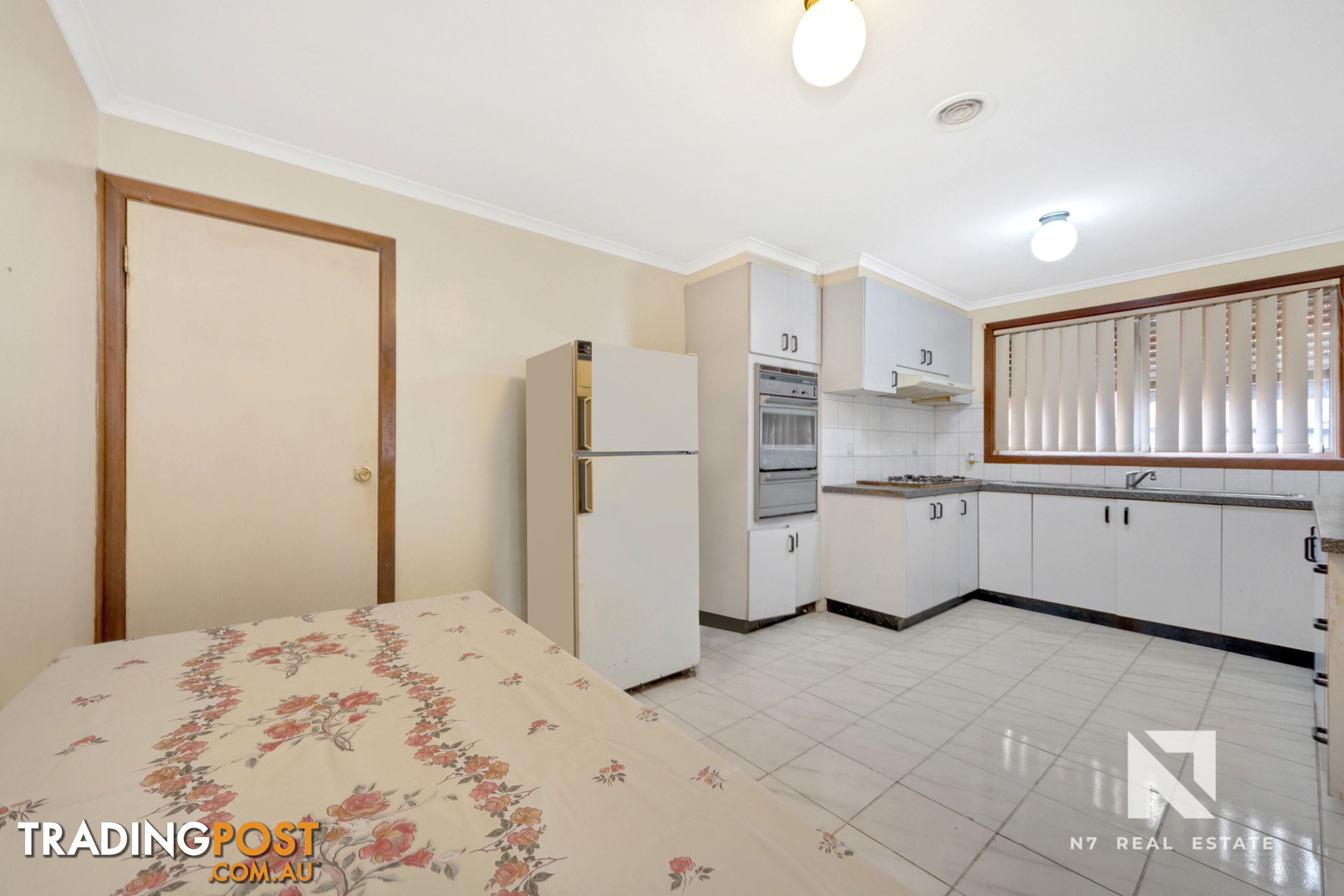 24 Wilpena Court St Albans VIC 3021