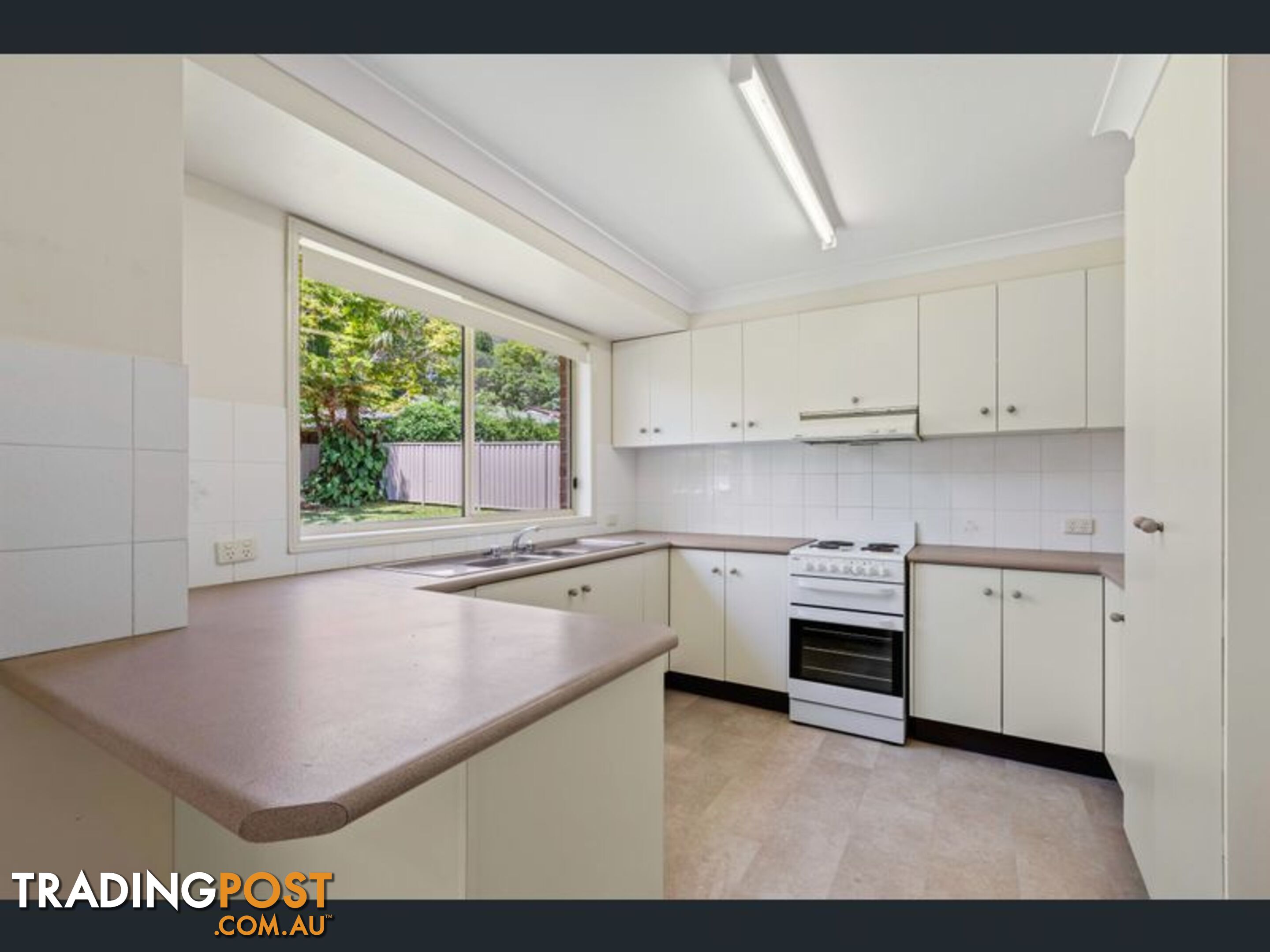 16 Wiruna Road PORT MACQUARIE NSW 2444