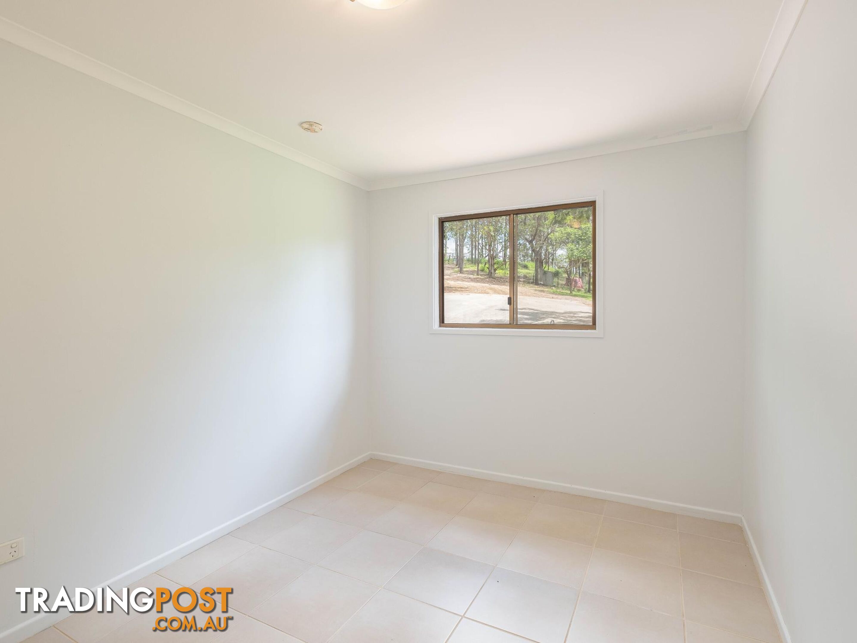 143 Phillips Road VETERAN QLD 4570