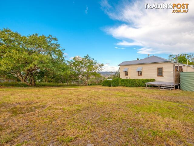 62 Reynolds Road CHATSWORTH QLD 4570