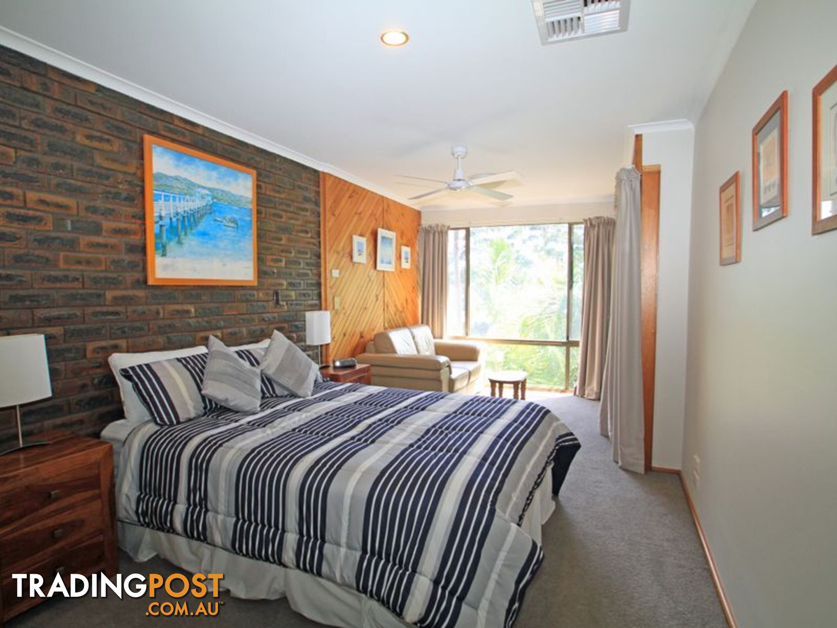 8 Alamein Street SUSSEX INLET NSW 2540