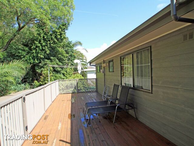 8 Alamein Street SUSSEX INLET NSW 2540