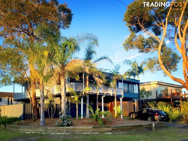 27 Edgewater Avenue SUSSEX INLET NSW 2540