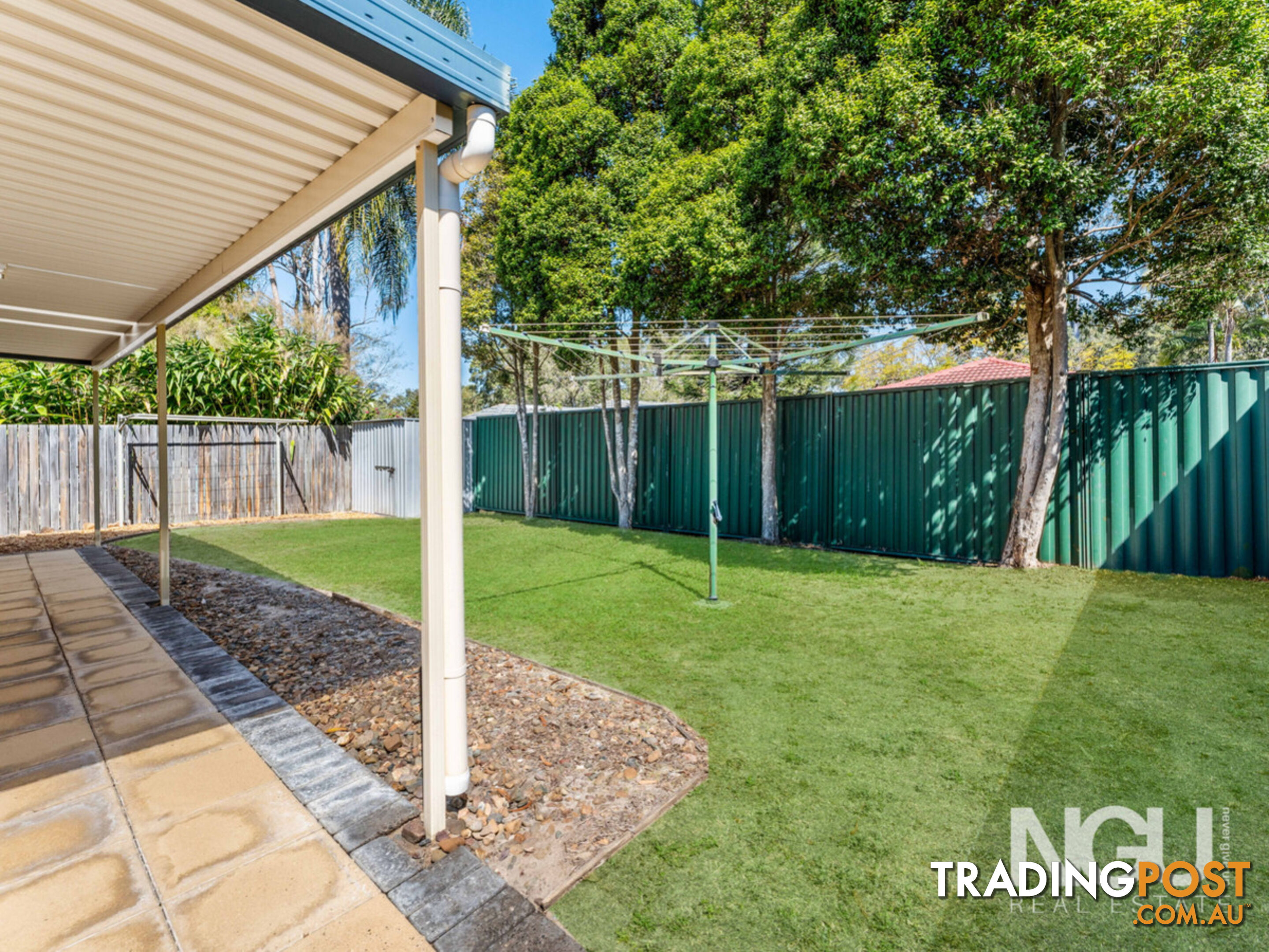 15 Beaufront Place Forest Lake QLD 4078