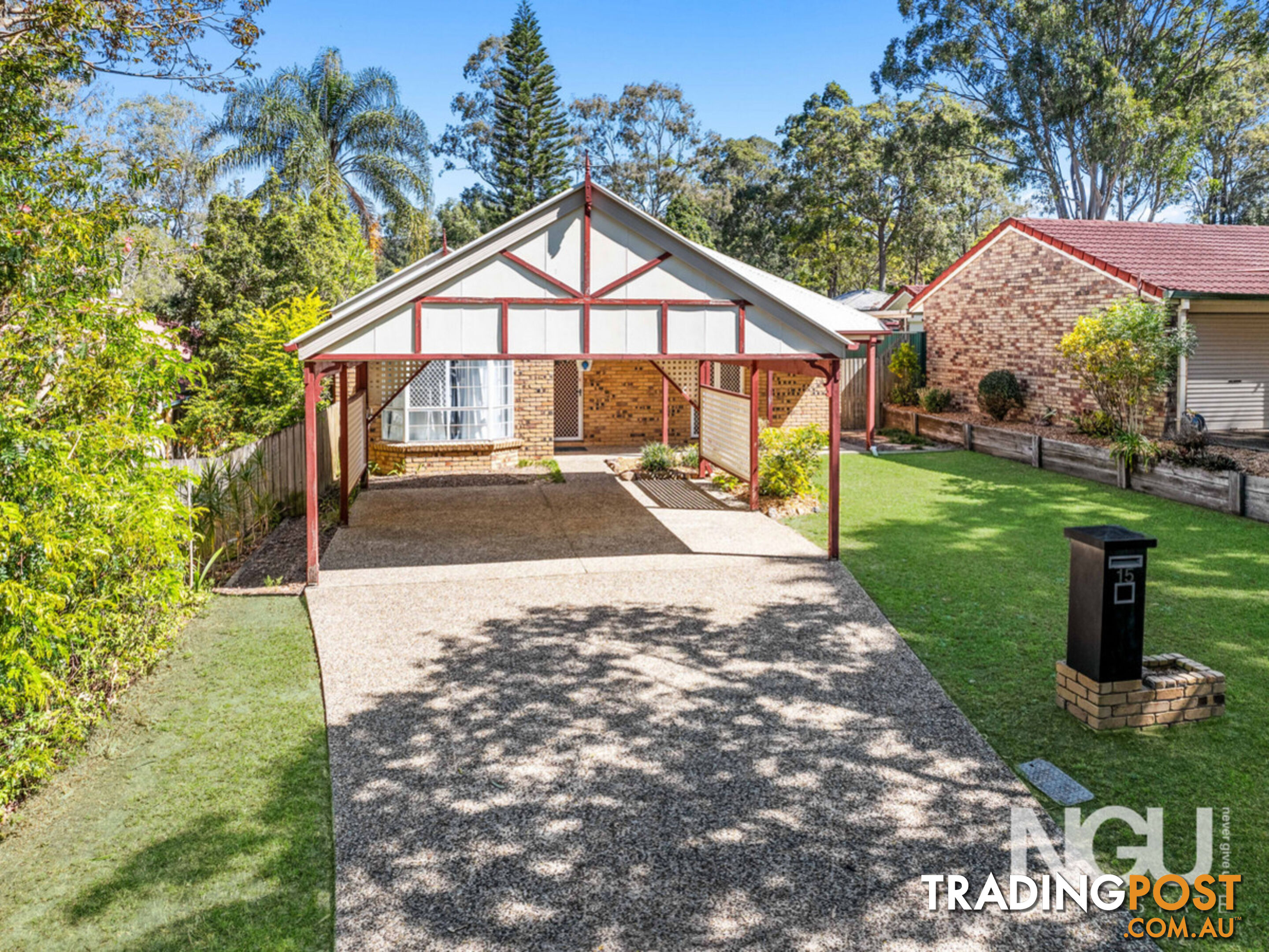 15 Beaufront Place Forest Lake QLD 4078