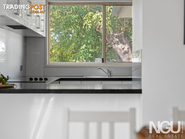4 13 Booval Street Booval QLD 4304 - photo 4 of 31