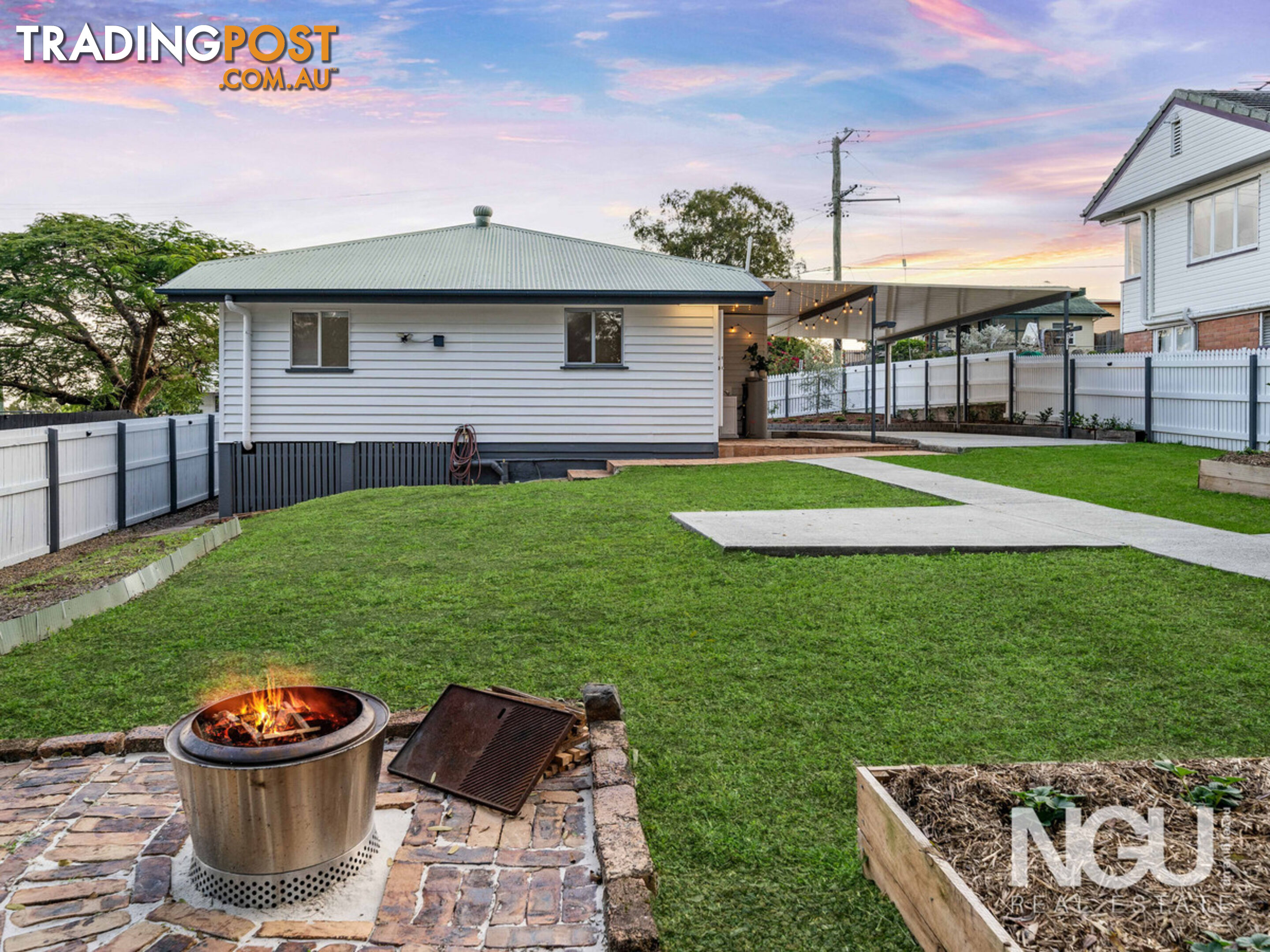 8 Moores Pocket Road Tivoli QLD 4305