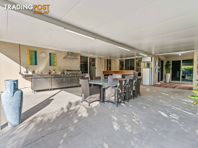 18 Iris Court Yamanto QLD 4305