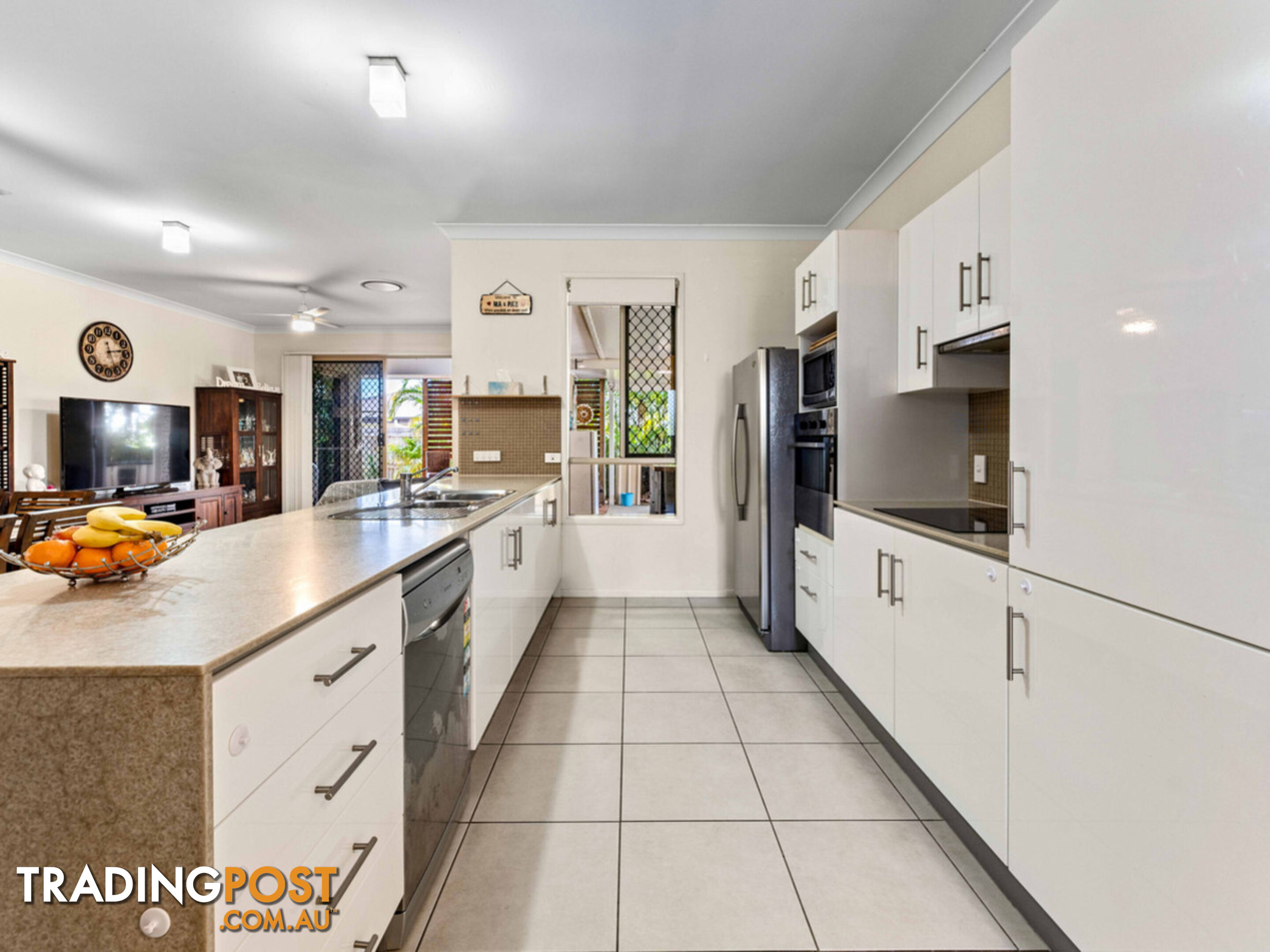 18 Iris Court Yamanto QLD 4305