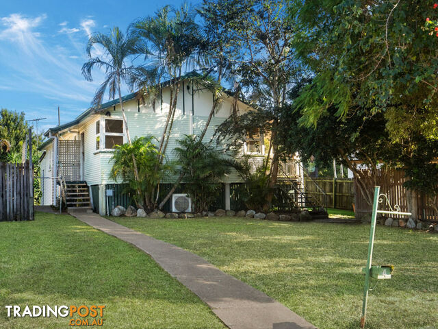 4 Logan Street North Booval QLD 4304