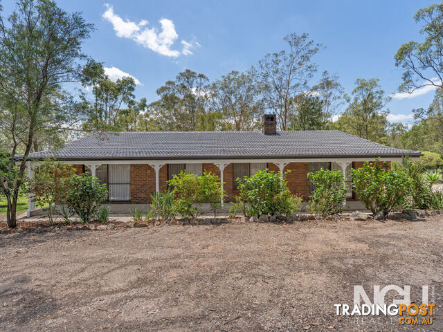 33 Oxley Drive Barellan Point QLD 4306