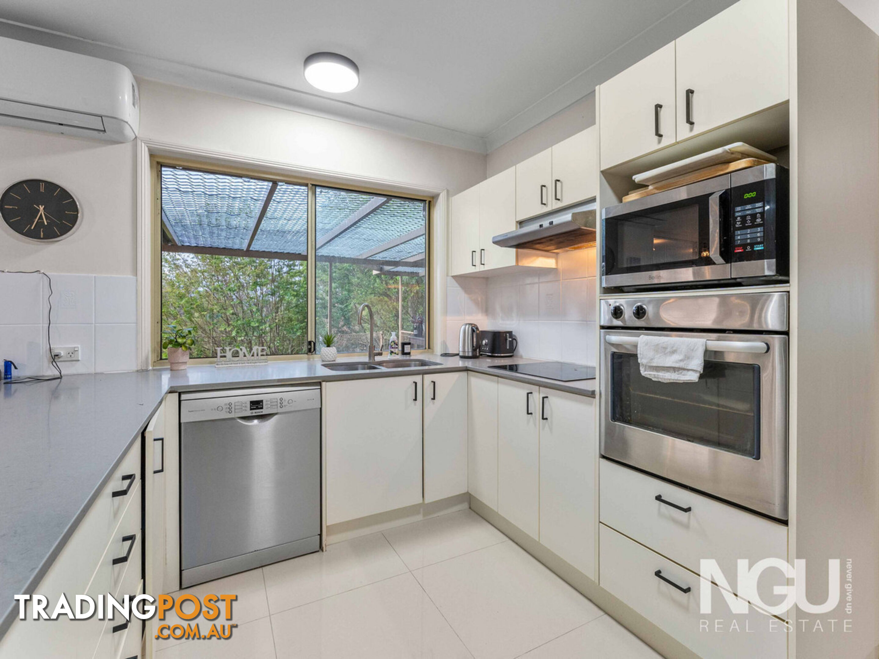 18-20 Lachlan Place Karalee QLD 4306