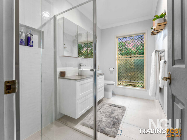 18-20 Lachlan Place Karalee QLD 4306