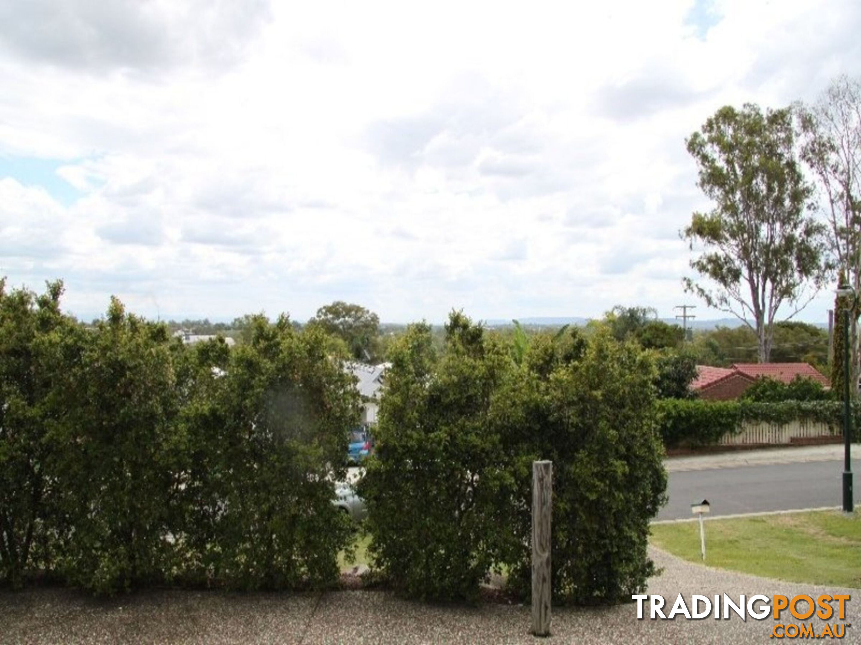 2 4 Lagoona Court CHURCHILL QLD 4305