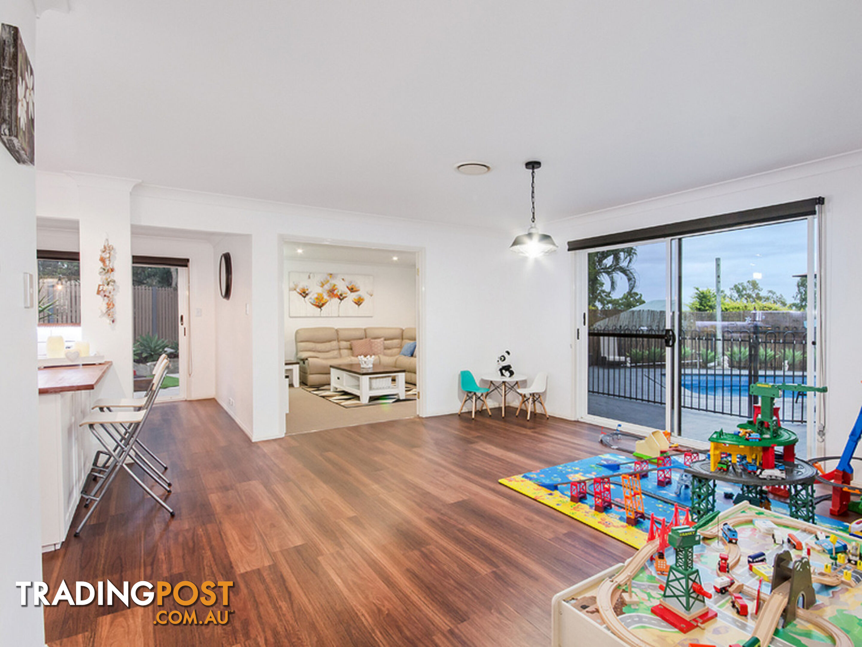 11 Cassinia Place Flinders View QLD 4305