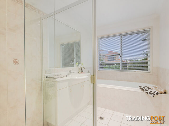 11 Cassinia Place Flinders View QLD 4305