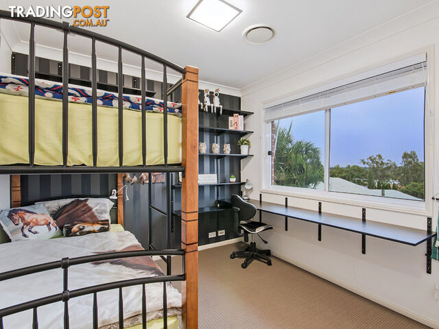 11 Cassinia Place Flinders View QLD 4305