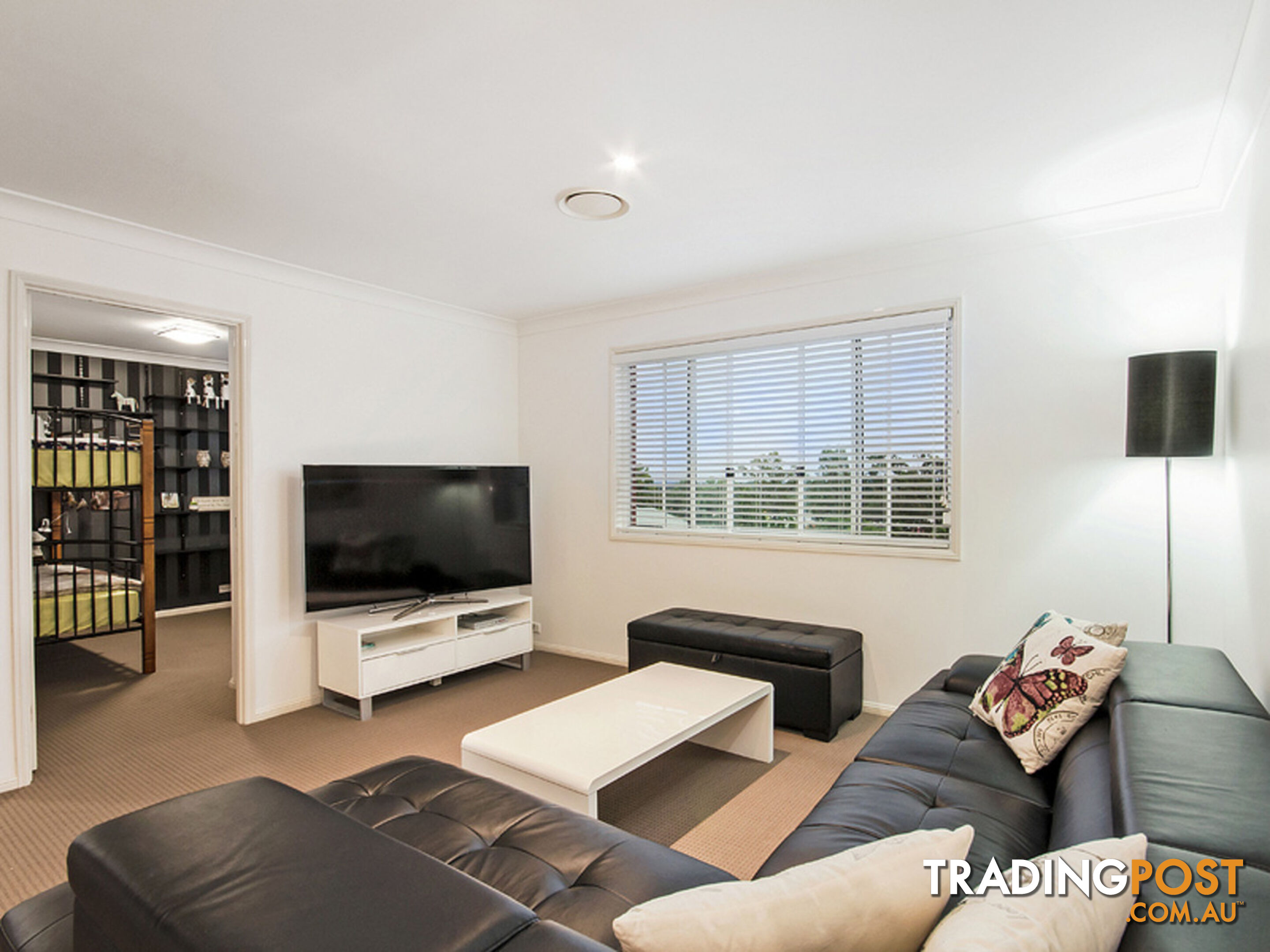 11 Cassinia Place Flinders View QLD 4305