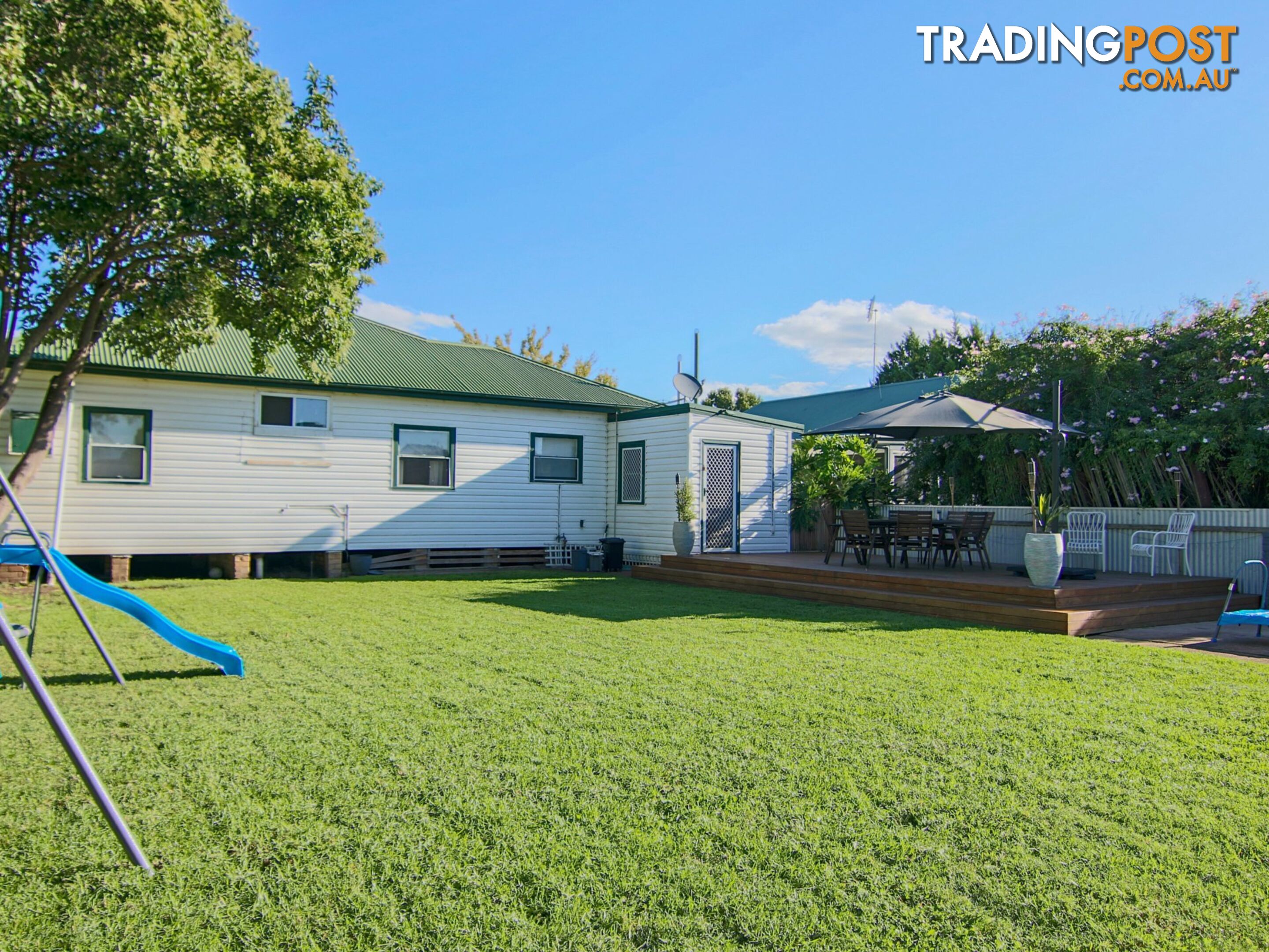 24 Collett Avenue SINGLETON NSW 2330