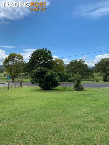 61 Elizabeth KENILWORTH QLD 4574