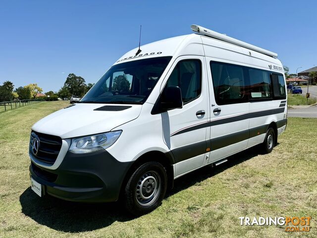 2021 Winnebago Bondi 2SFB â DOUBLE BED &#8211; LOW KMâS