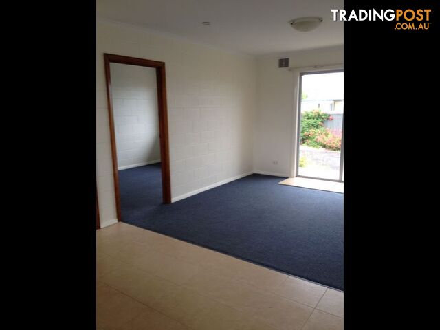 Unit 4/10 Austin Street WYNYARD TAS 7325