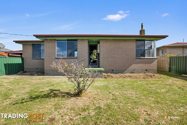 2 Banksia Crescent WYNYARD TAS 7325