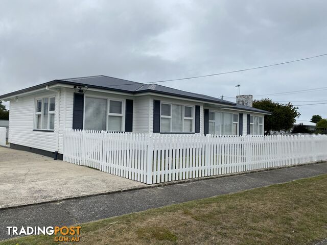 66 Saunders Street WYNYARD TAS 7325