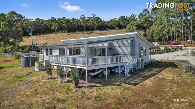 40 Blackabys Road BOAT HARBOUR TAS 7321