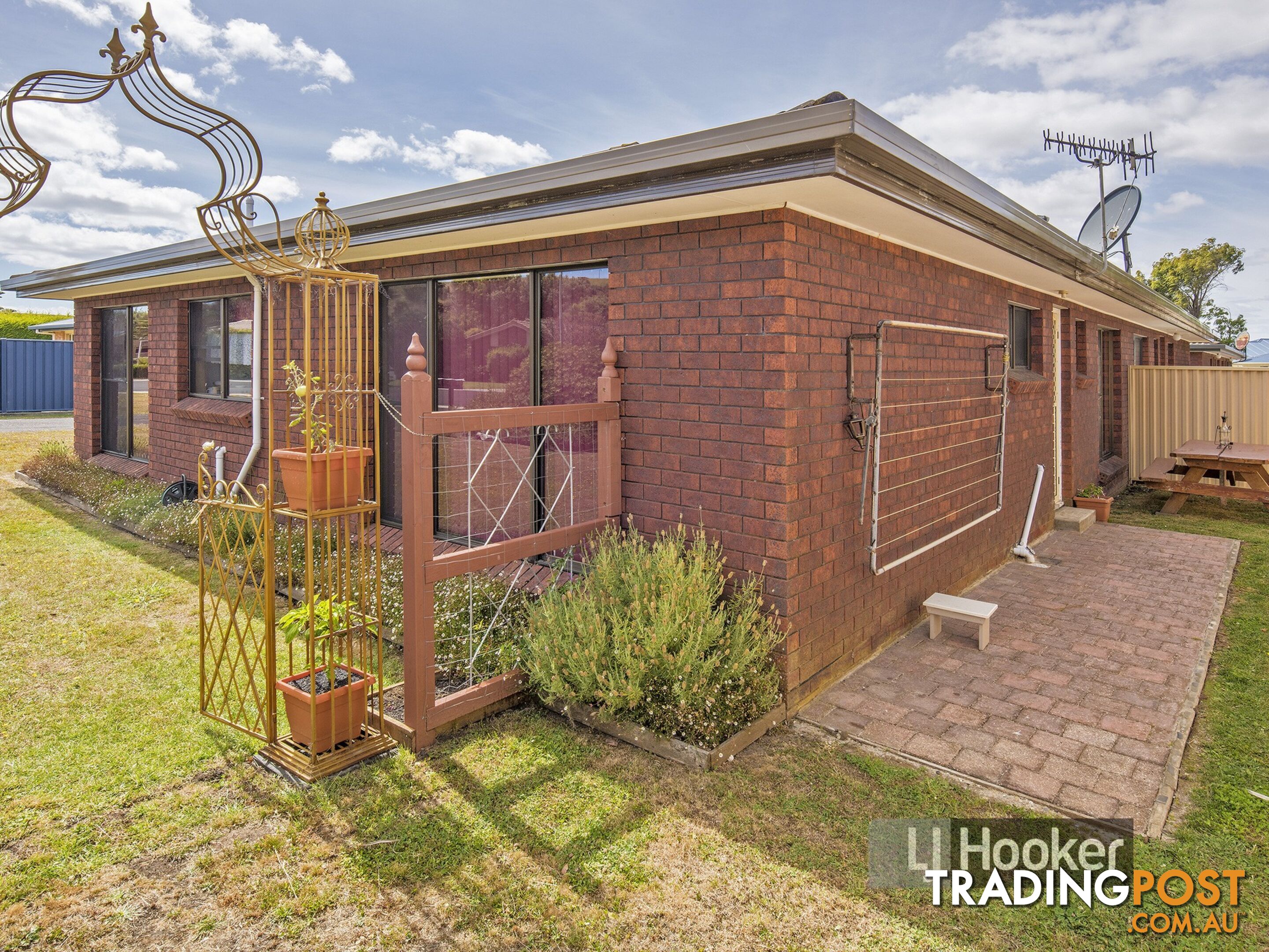 Unit 1/11 Freestone Crescent WYNYARD TAS 7325