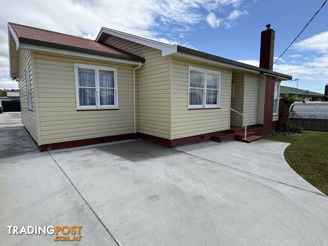 7 Lewis Street SOMERSET TAS 7322