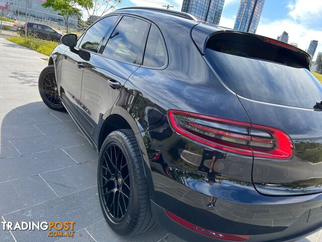 2014  PORSCHE MACAN S 95B WAGON - photo 5 of 36