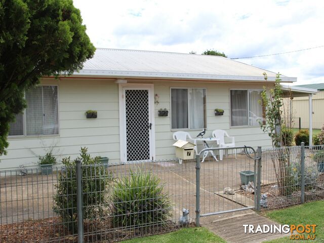 7 O'Donnell Street EMMAVILLE NSW 2371