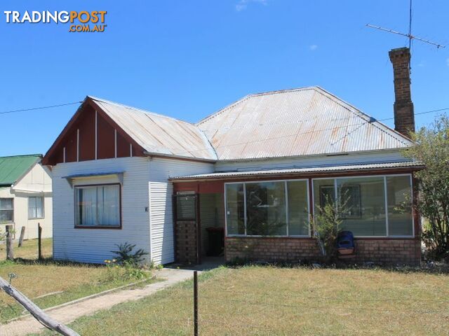 16 Irby Street EMMAVILLE NSW 2371