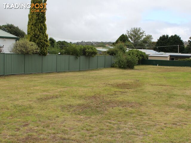 131 Macquarie Street GLEN INNES NSW 2370 - photo 3 of 4