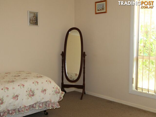 1 Cramsie Crescent GLEN INNES NSW 2370