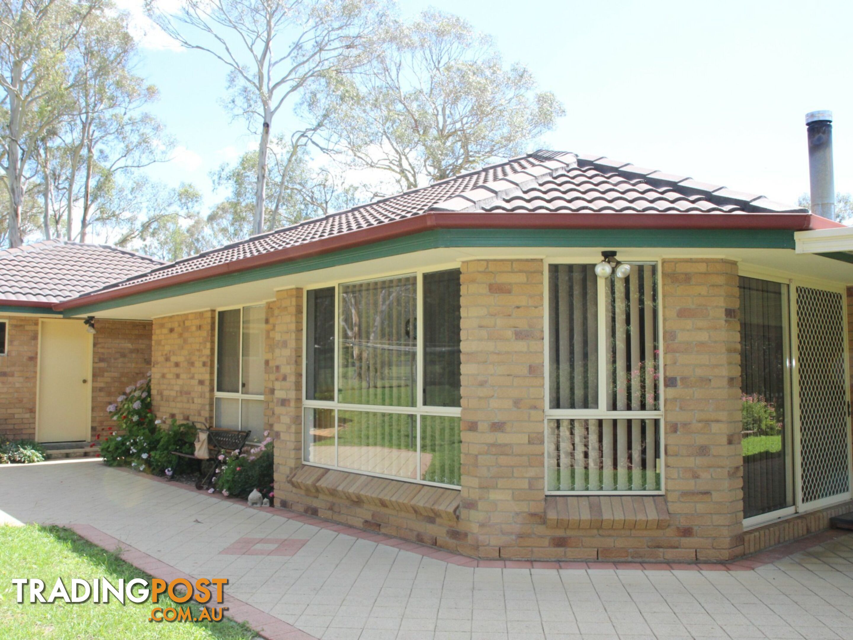 1 Cramsie Crescent GLEN INNES NSW 2370