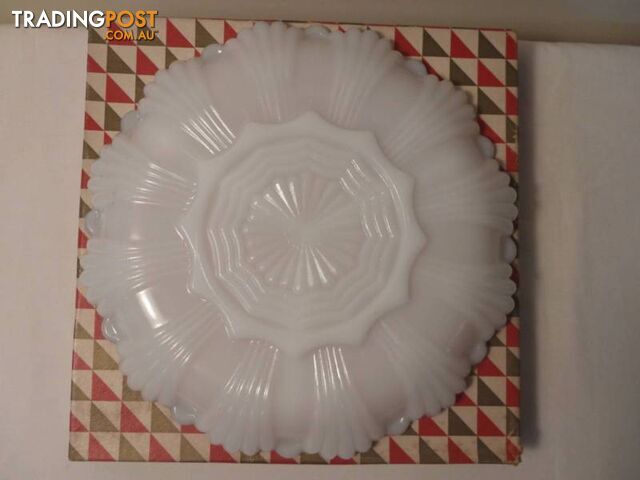 Milk Glass Divided Dish with gold edging - photo 4 of 7