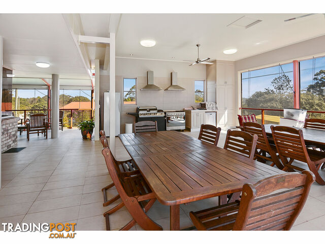 4 Rangers Road Balmoral Ridge QLD 4552